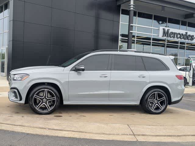 Used 2024 Mercedes-Benz GLS 450 4MATIC image 6