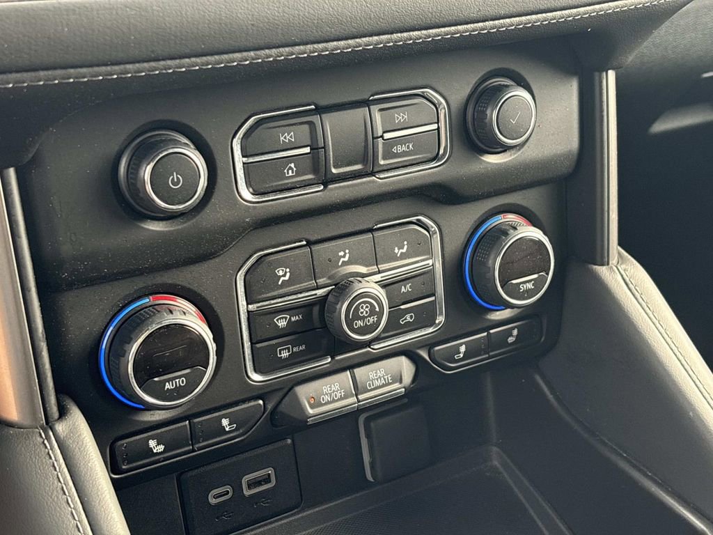 Used 2024 Chevrolet Tahoe LT image 33