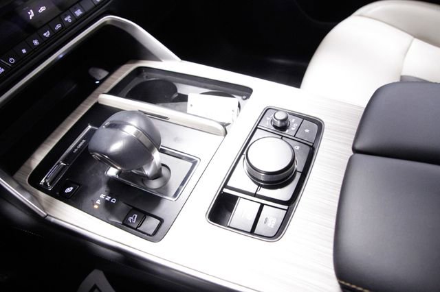 Used 2024 MAZDA CX-90 Plug-In Hybrid w/ Premium Pkg AWD/4WD image 30