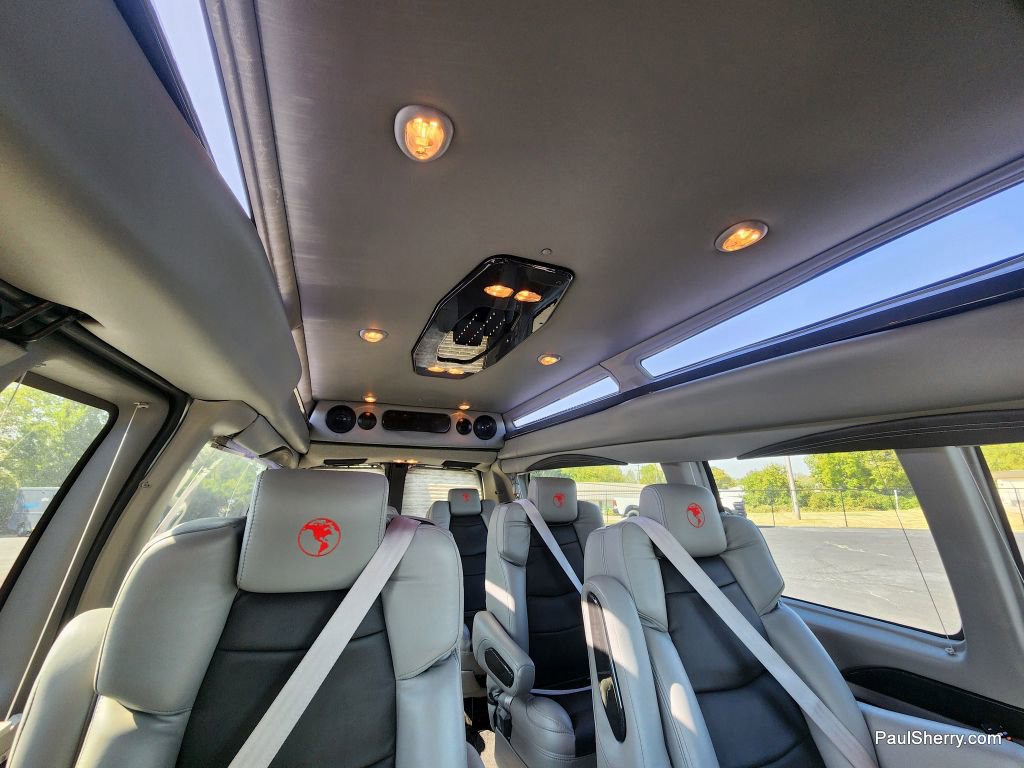 Used 2023 Chevrolet Express 2500 Extended image 52