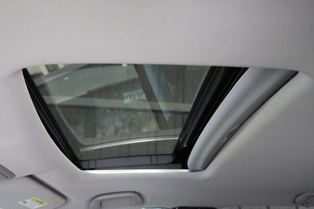 Used 2018 Honda Pilot EX-L image 11