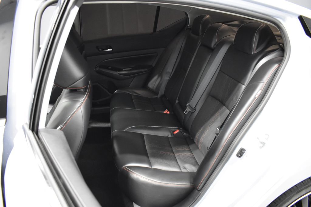 Used 2023 Nissan Altima 2.5 SR w/ SR Premium Package image 33