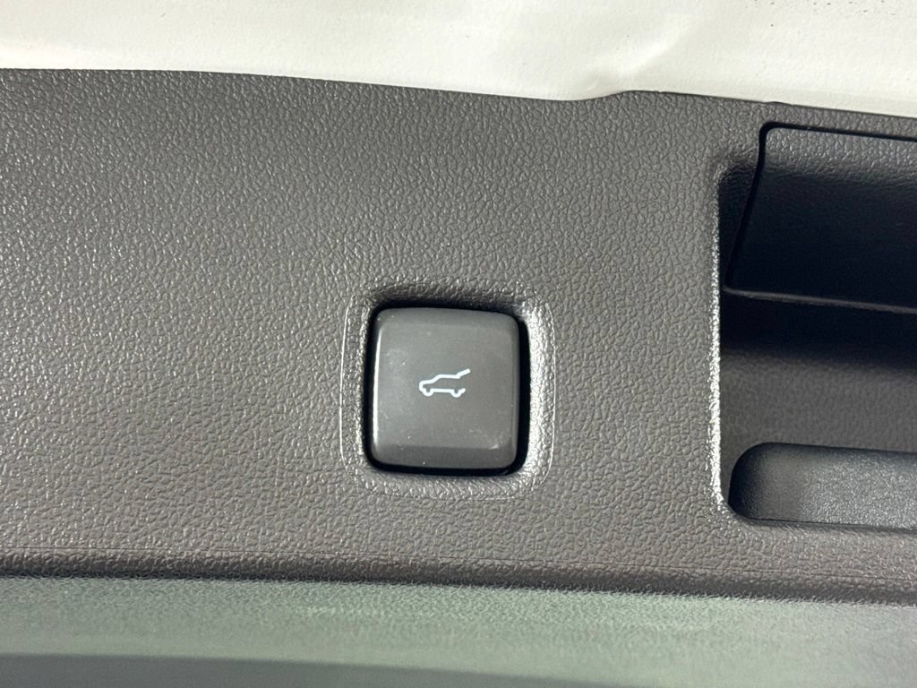 Used 2025 Ford Escape Active w/ Cold Weather Package AWD/4WD image 35