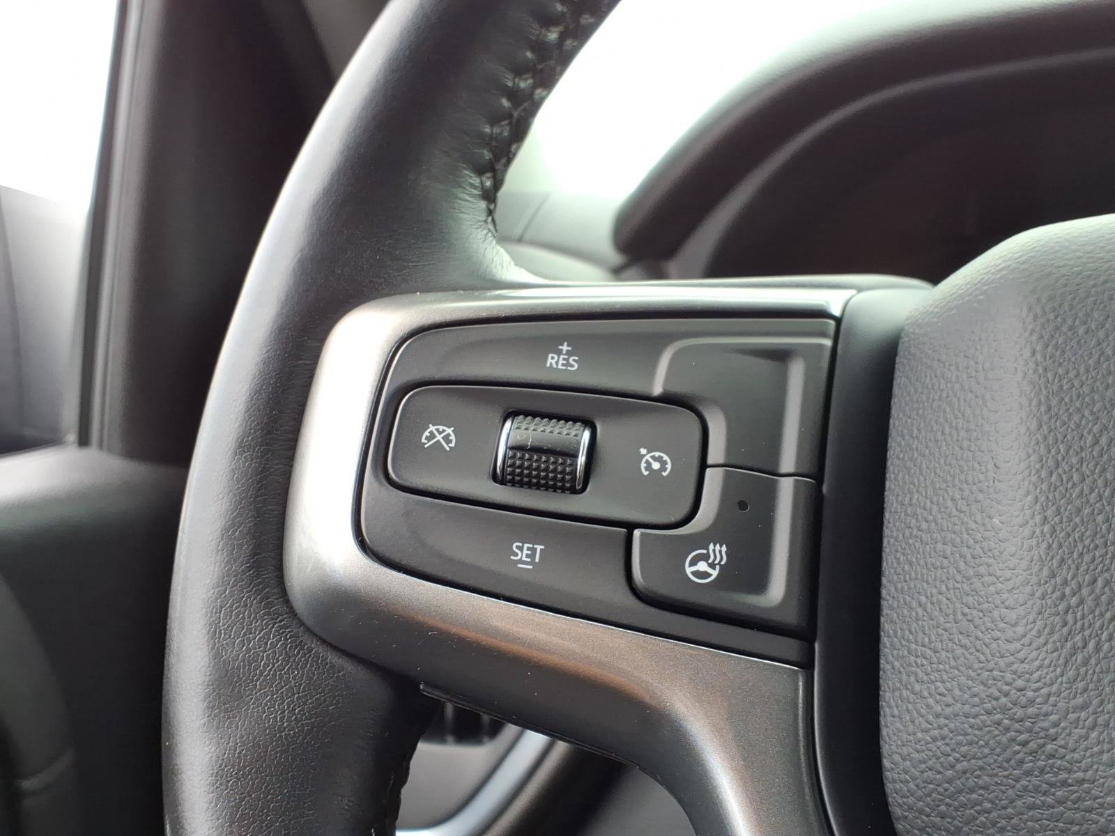Used 2022 Chevrolet Silverado 1500 LT AWD/4WD image 23