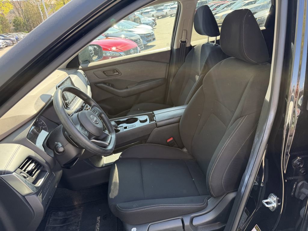 Certified 2023 Nissan Rogue S AWD/4WD image 6