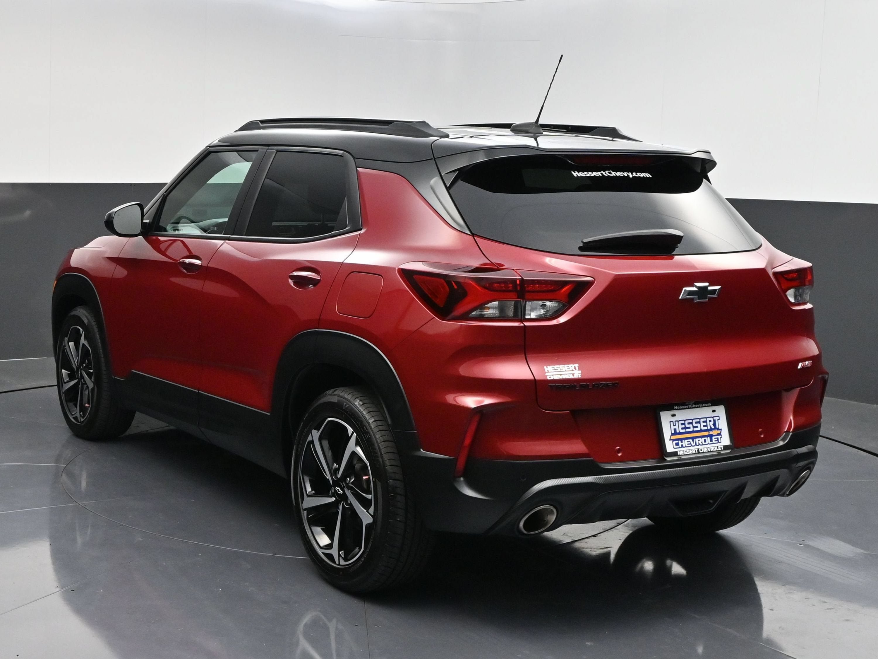Certified 2021 Chevrolet TrailBlazer RS w/ Sun and Liftgate Package FWD image 6