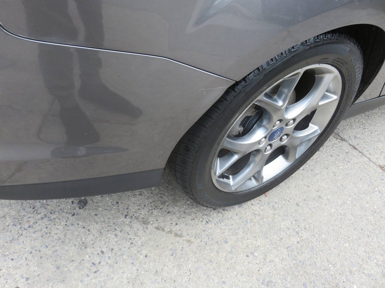 Used 2014 Ford Focus SE w/ Equipment Group 201A FWD image 35