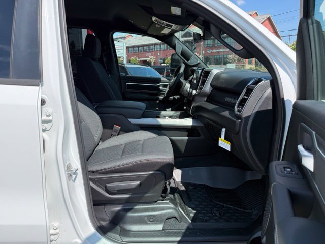 New 2026 RAM 1500 Big Horn AWD/4WD image 15