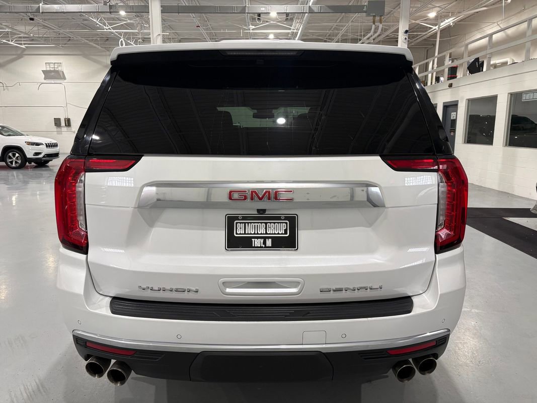Used 2023 GMC Yukon Denali w/ LPO, Floor Liner Package AWD/4WD image 6