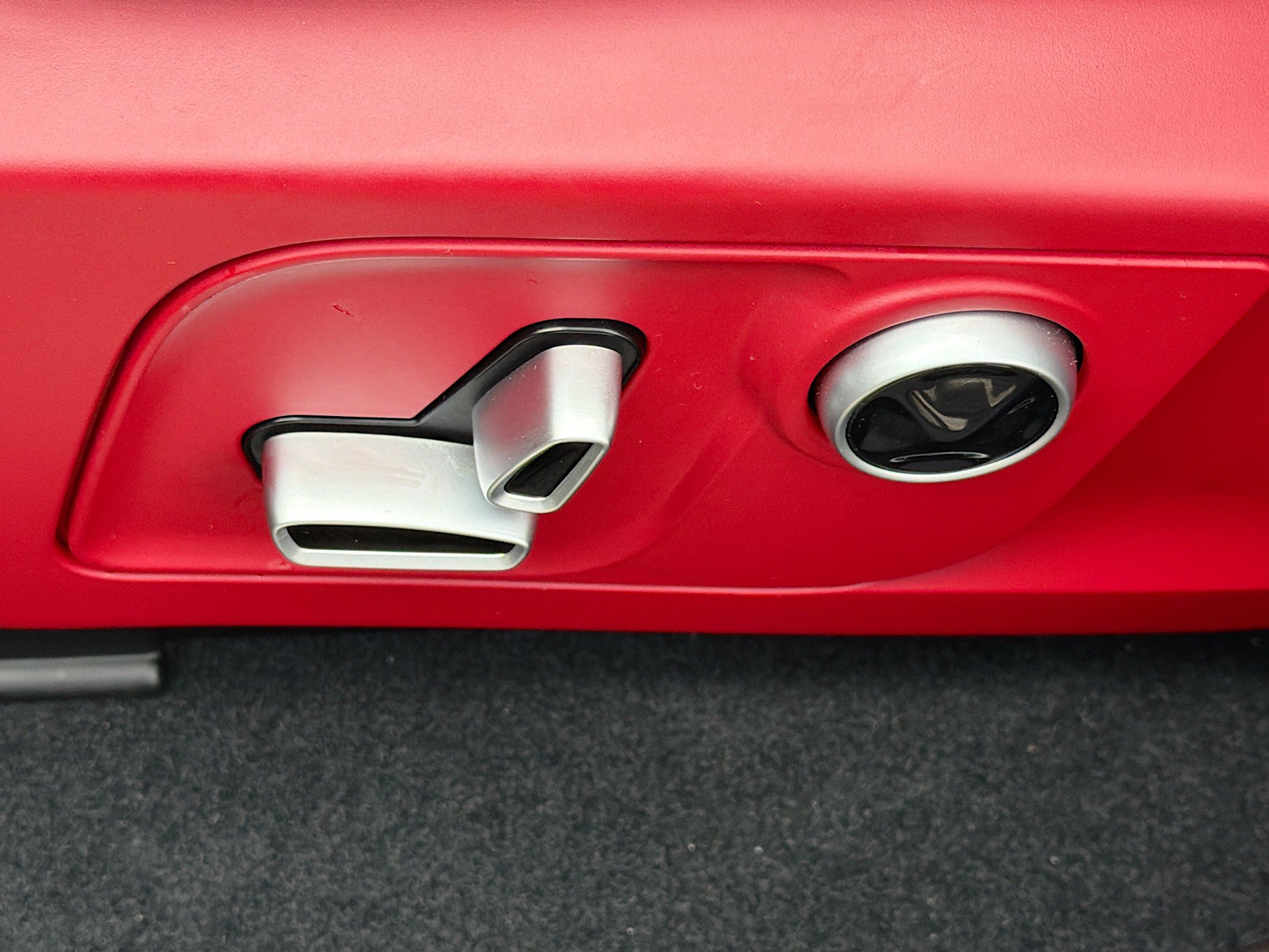 Certified 2023 Maserati Levante Modena image 25