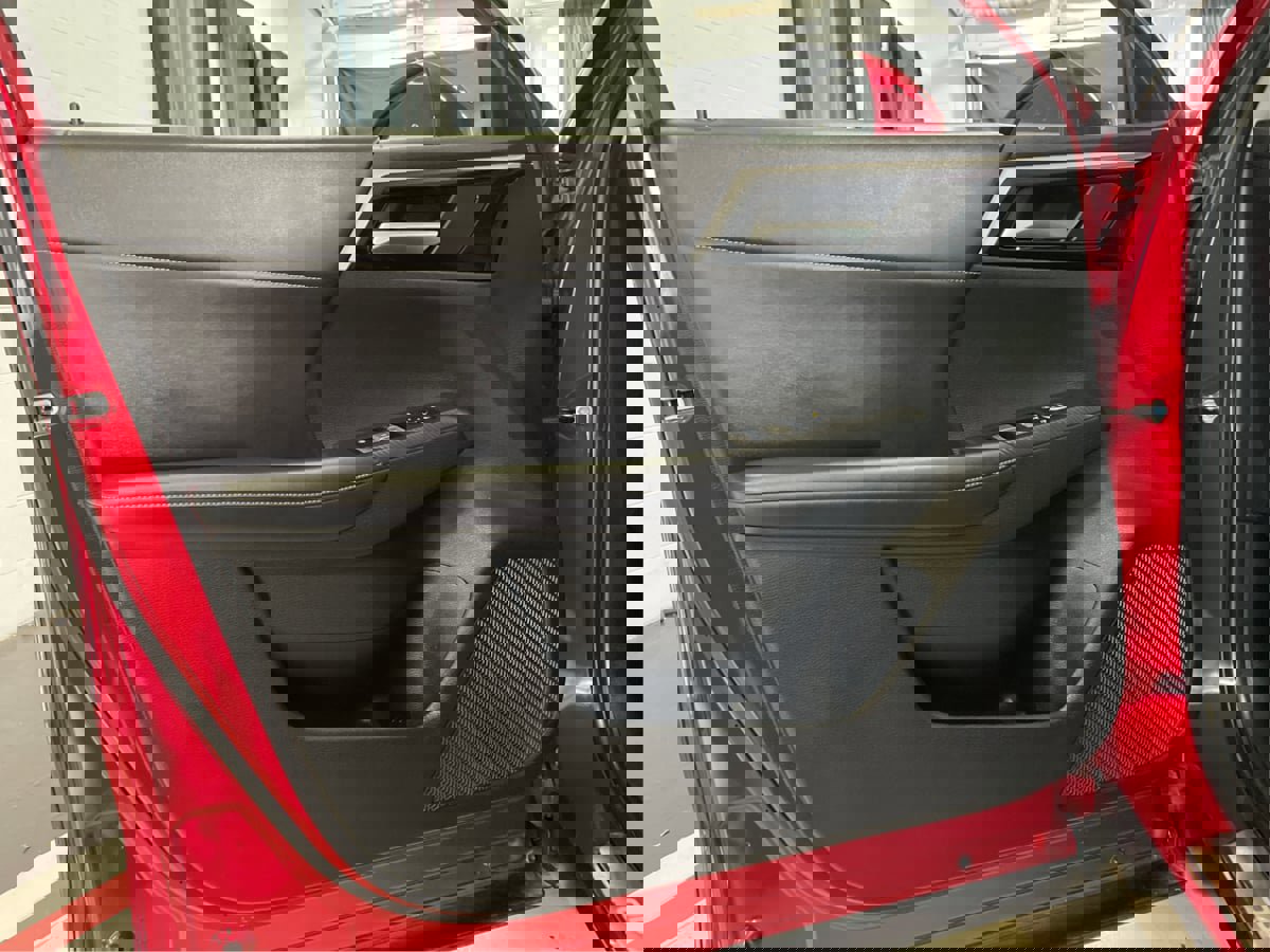 Used 2023 Mitsubishi Outlander SE image 24