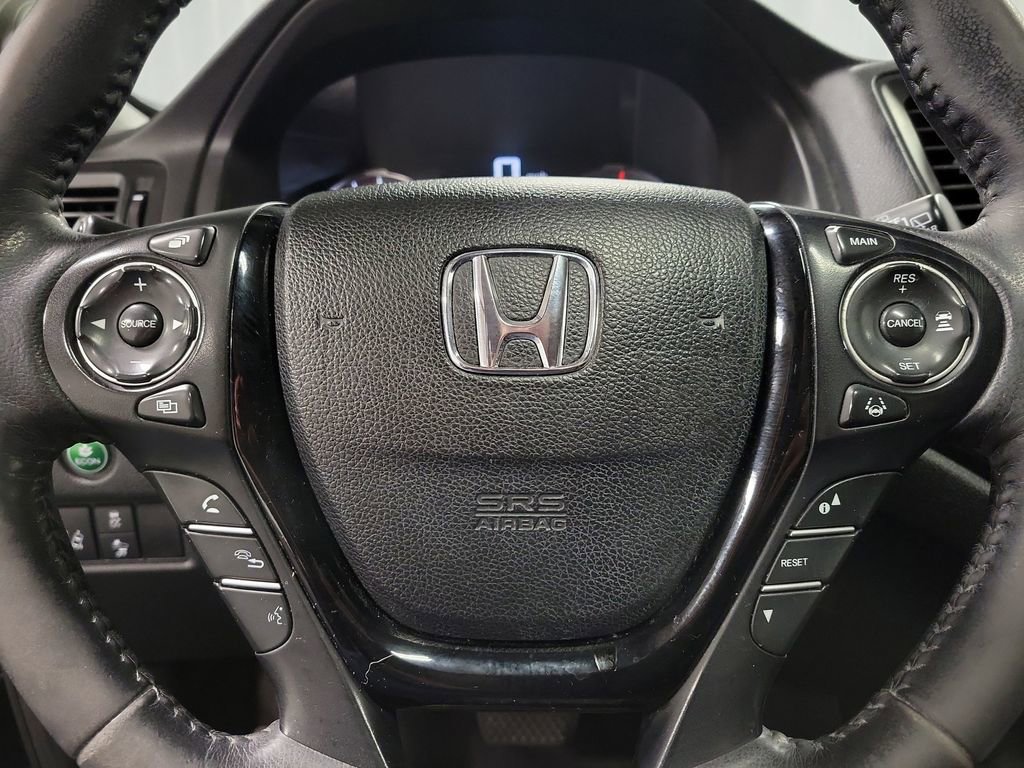 Used 2017 Honda Pilot Touring image 20
