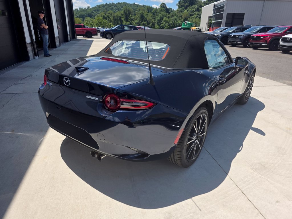 New 2026 MAZDA MX-5 Miata Grand Touring RWD image 6