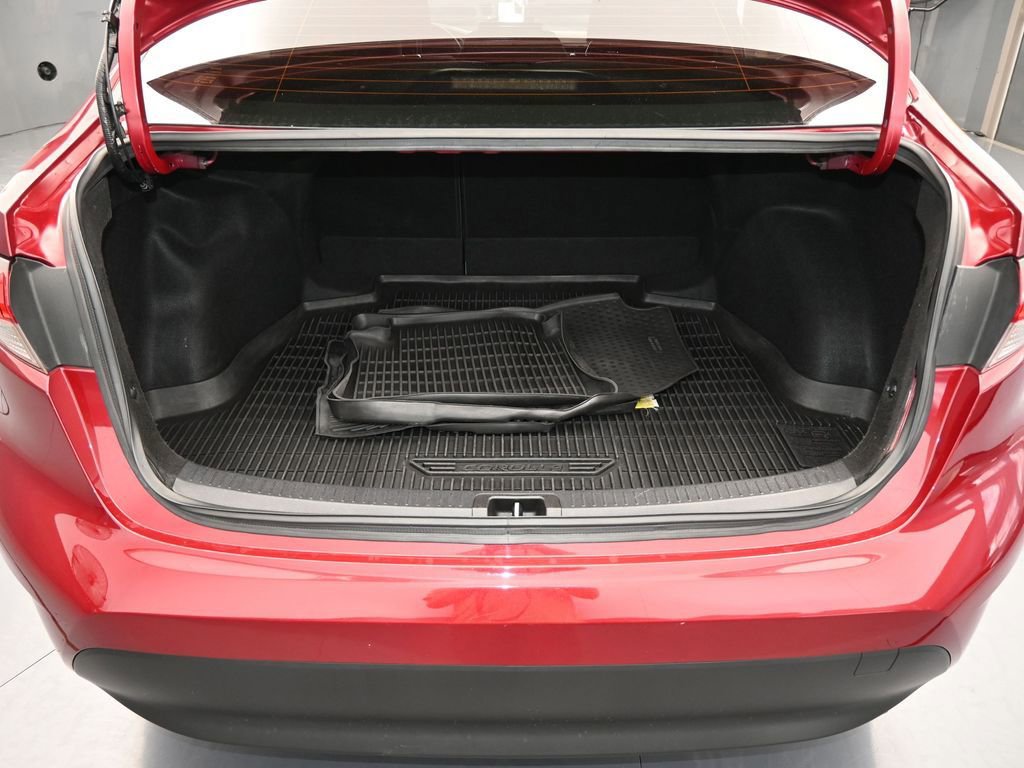 Used 2023 Toyota Corolla Hybrid Sedan image 33