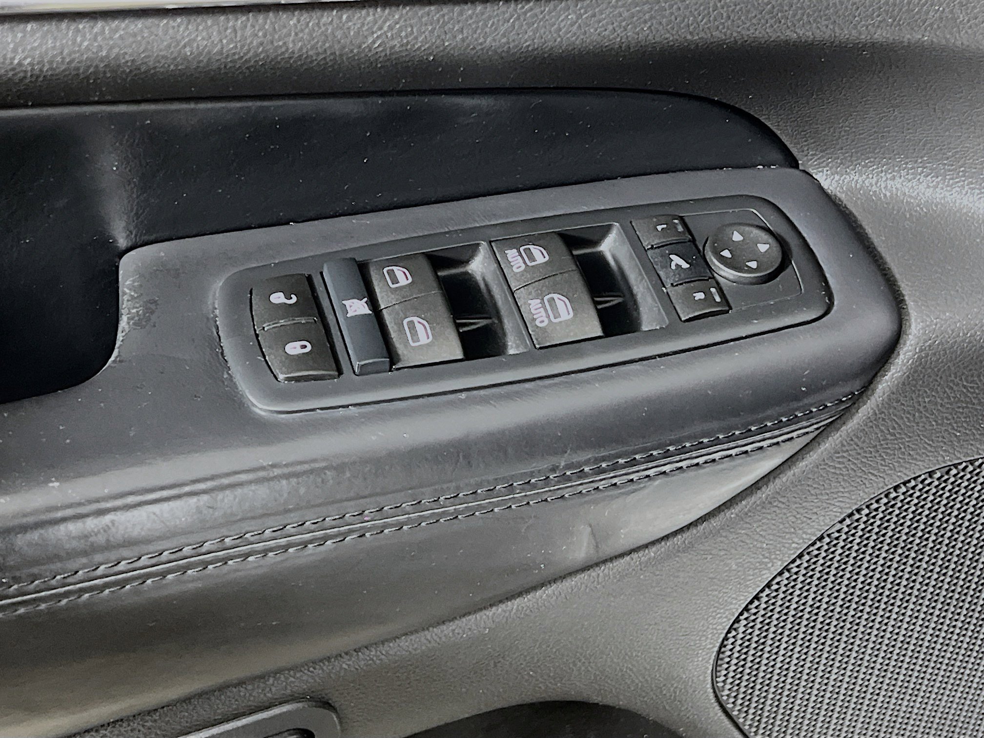 Used 2016 Jeep Grand Cherokee High Altitude image 17