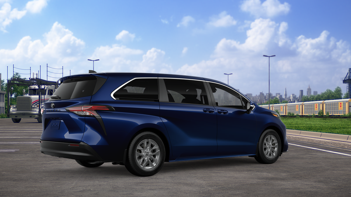 New 2026 Toyota Sienna LE FWD image 10