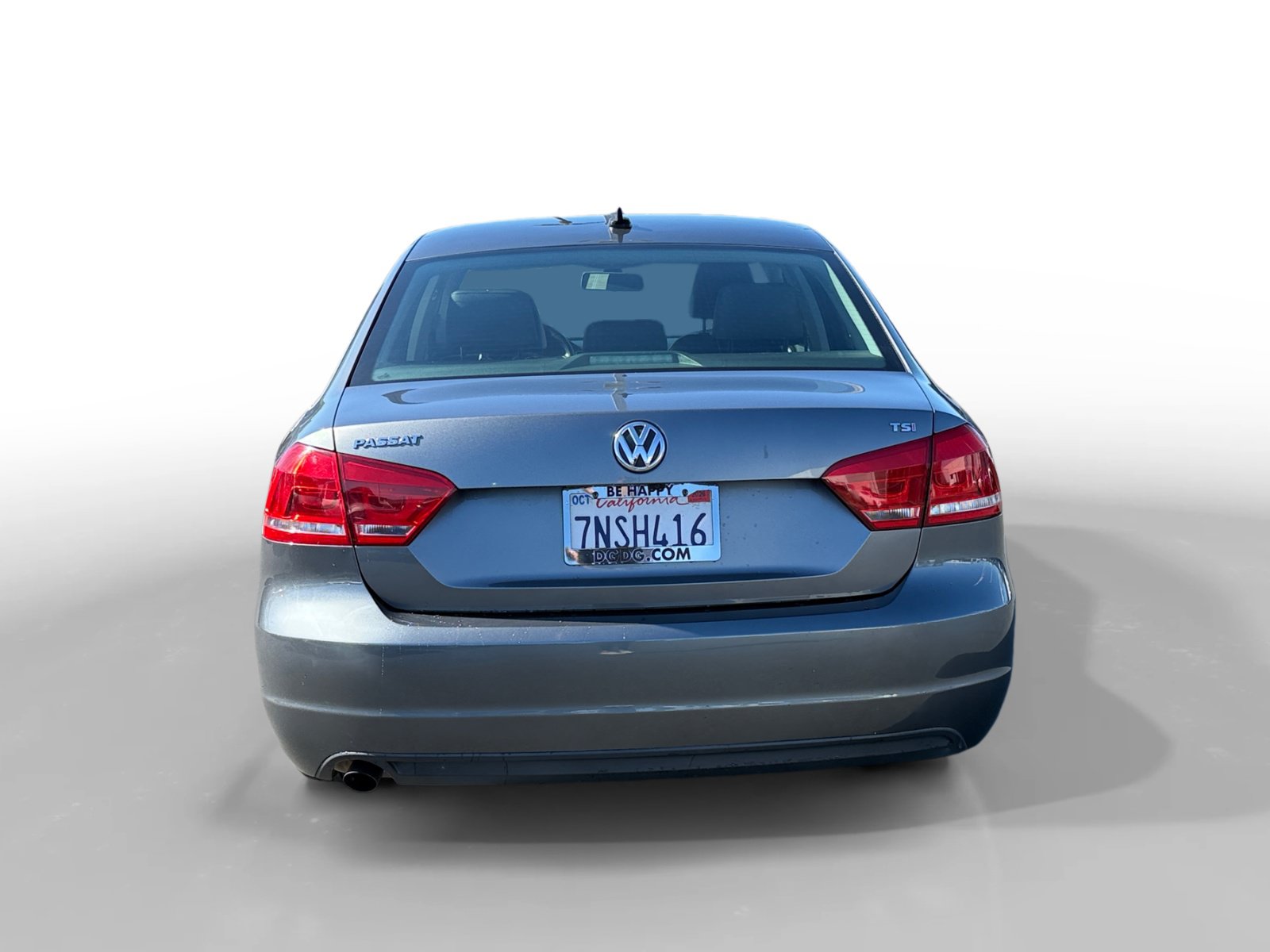 Used 2015 Volkswagen Passat 1.8T Limited Edition FWD image 4