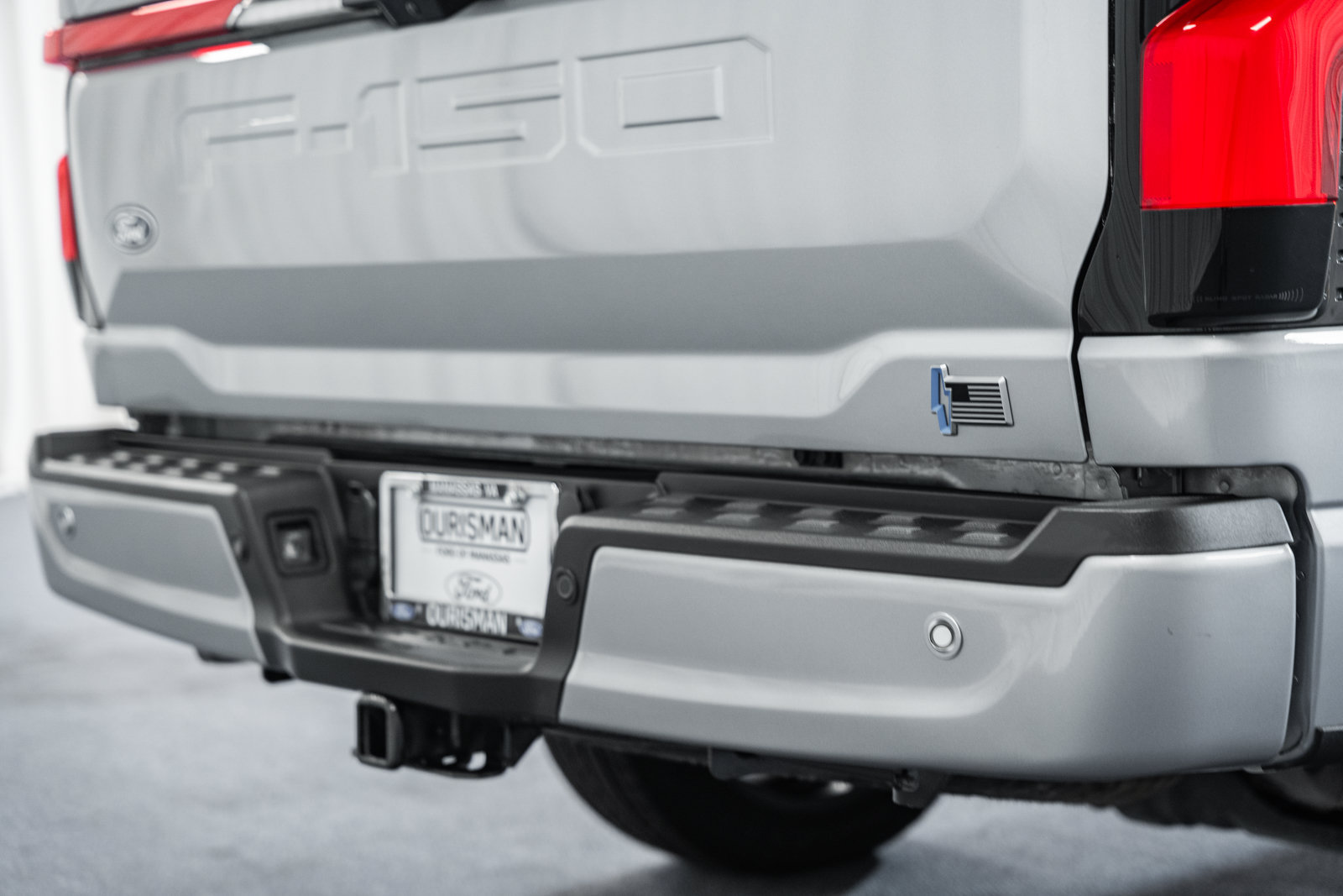 Certified 2025 Ford F150 Lightning Platinum AWD/4WD image 10