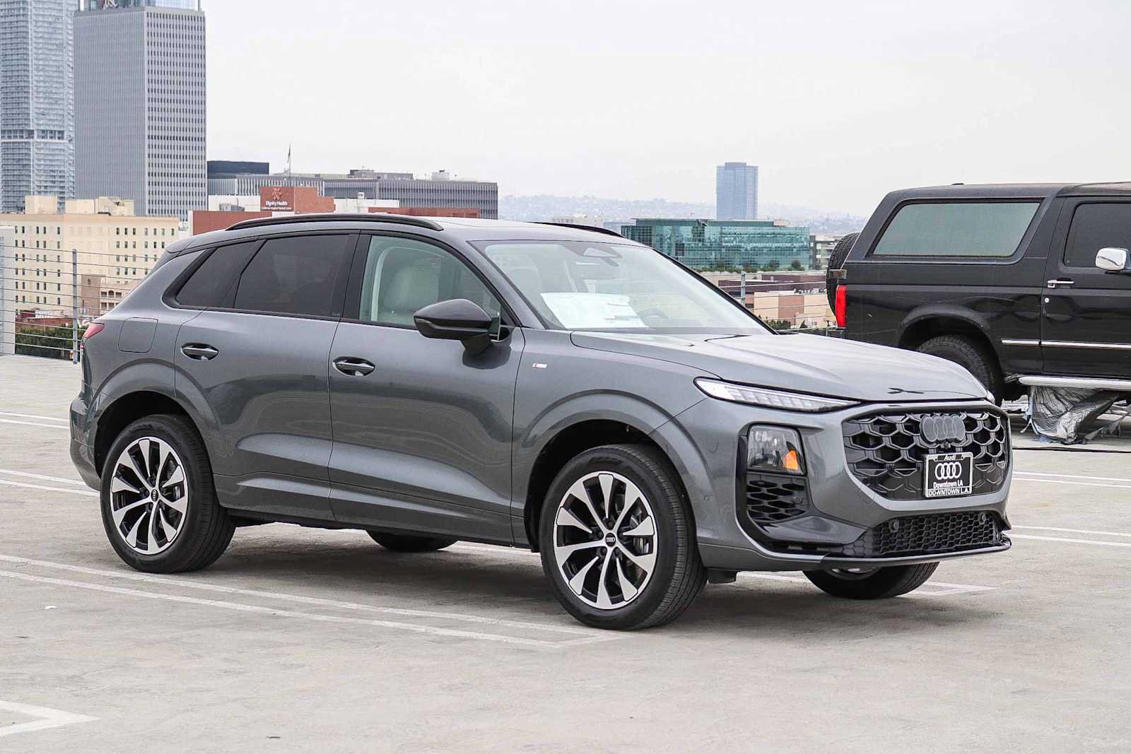 New 2026 Audi Q3 quattro 2.0T AWD/4WD image 3