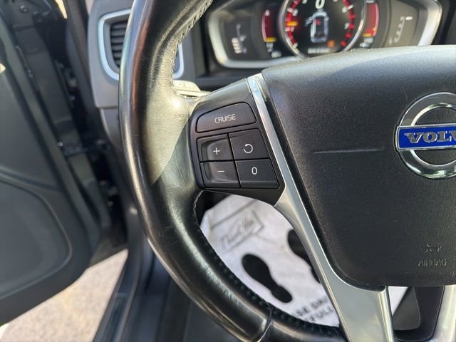Used 2016 Volvo V60 T5 Cross Country w/ Convenience Package image 20