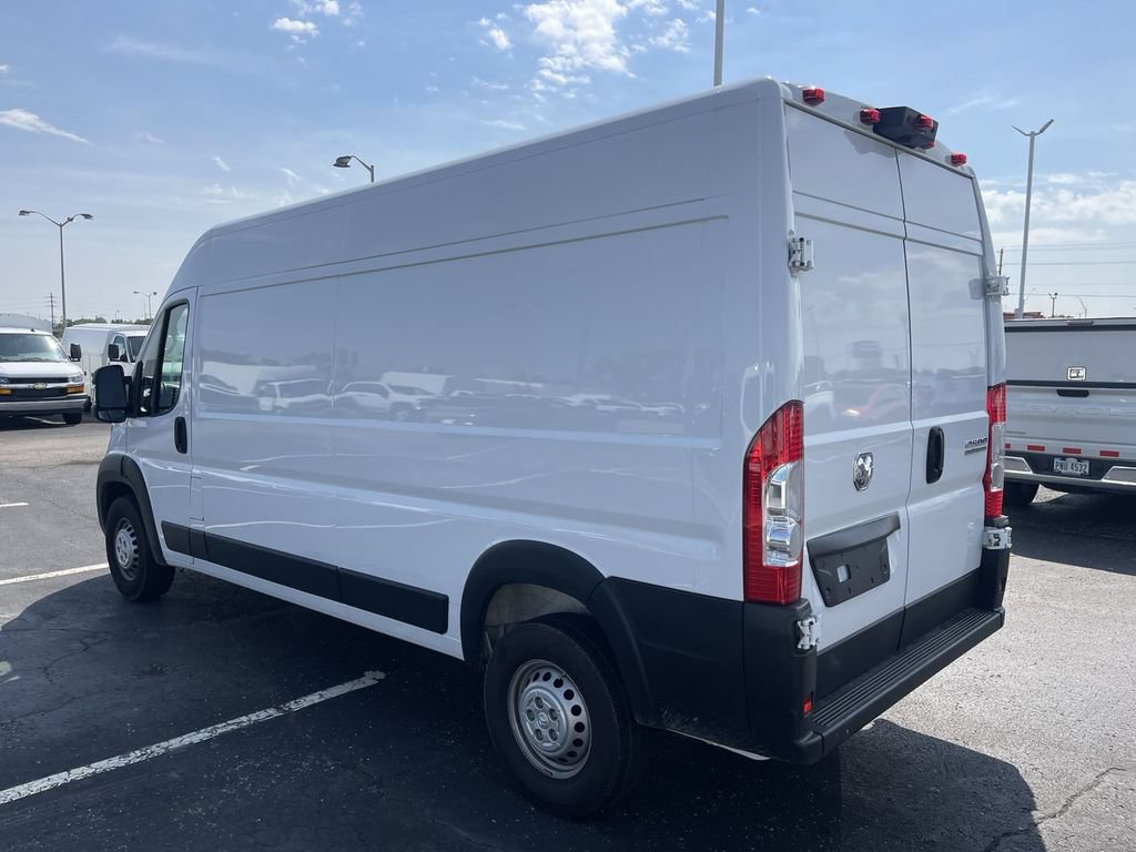 Used 2026 RAM ProMaster 2500 w/ Convenience Group FWD image 13