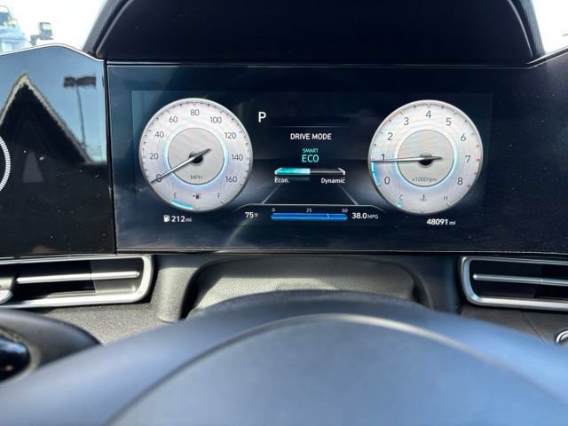 Used 2023 Hyundai Elantra SEL w/ Convenience Package FWD image 29