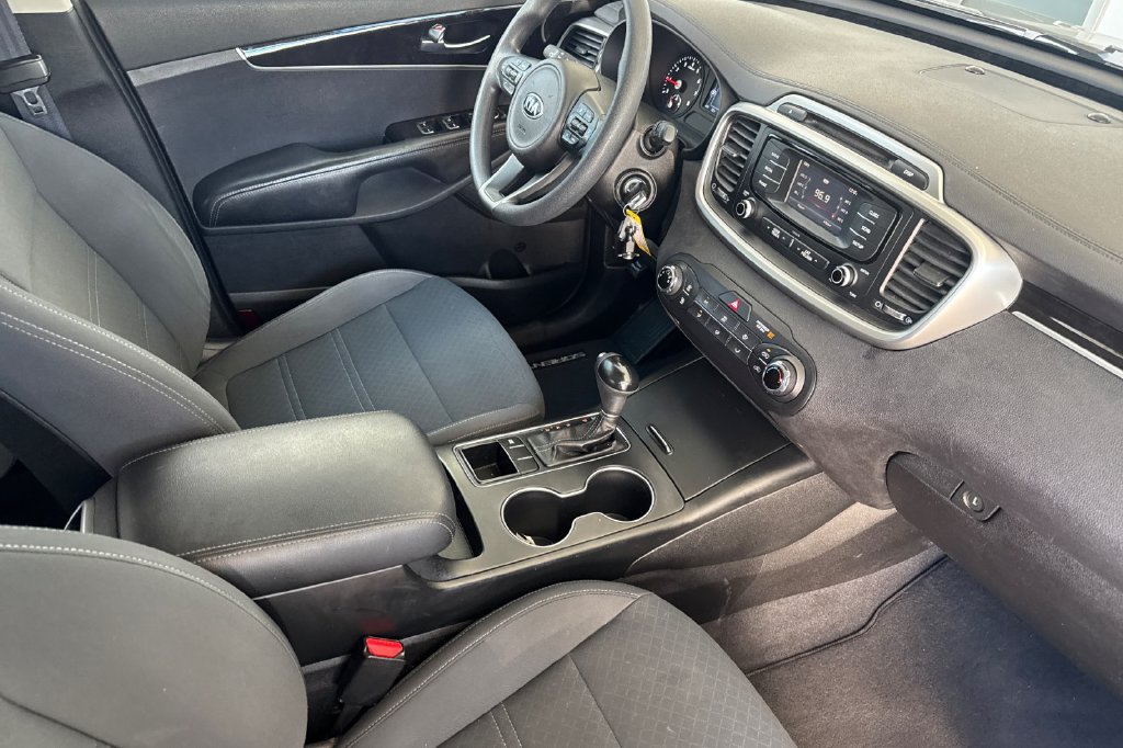 Used 2016 Kia Sorento LX FWD image 19