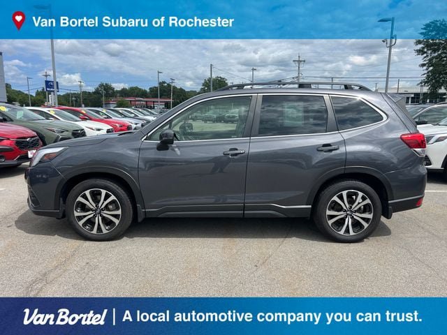 Used 2023 Subaru Forester Limited AWD/4WD image 3