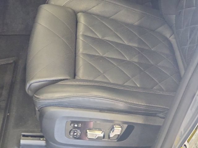 Used 2024 BMW X5 M60i w/ Climate Comfort Package AWD/4WD image 32