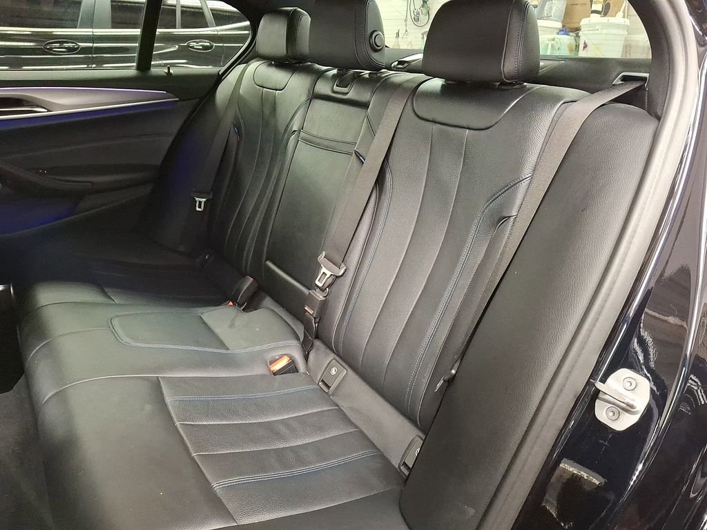 Used 2019 BMW 540i xDrive w/ M Sport Package AWD/4WD image 7
