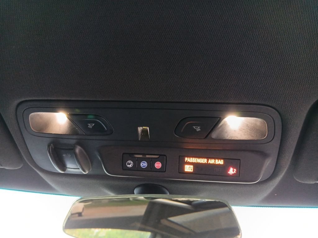 Used 2021 Chevrolet Camaro LT RWD image 31