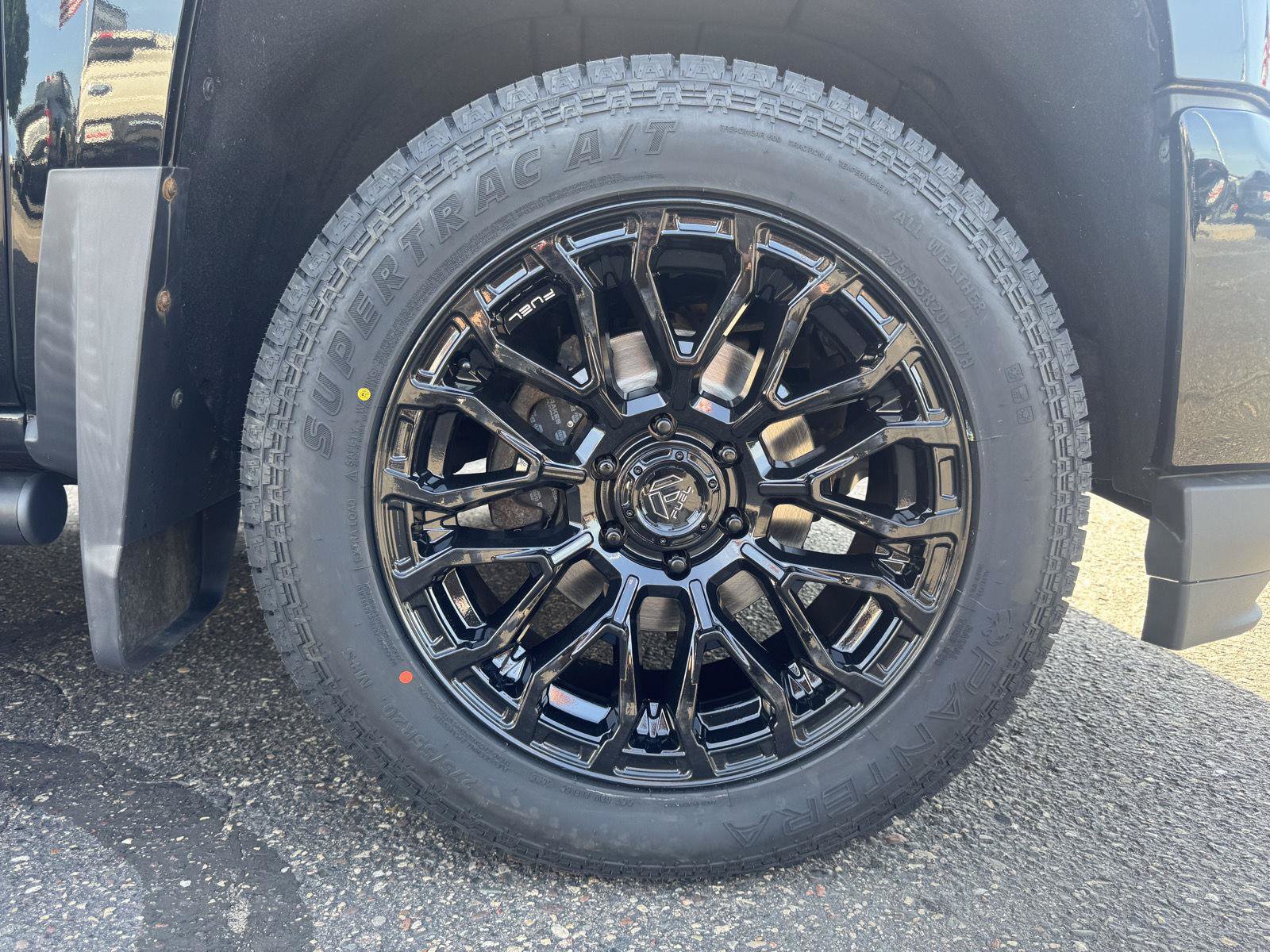Used 2017 Chevrolet Silverado 1500 LT w/ All Star Edition AWD/4WD image 9