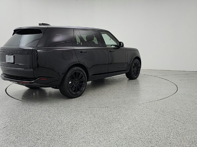 New 2026 Land Rover Range Rover Long Wheelbase SE AWD/4WD image 5