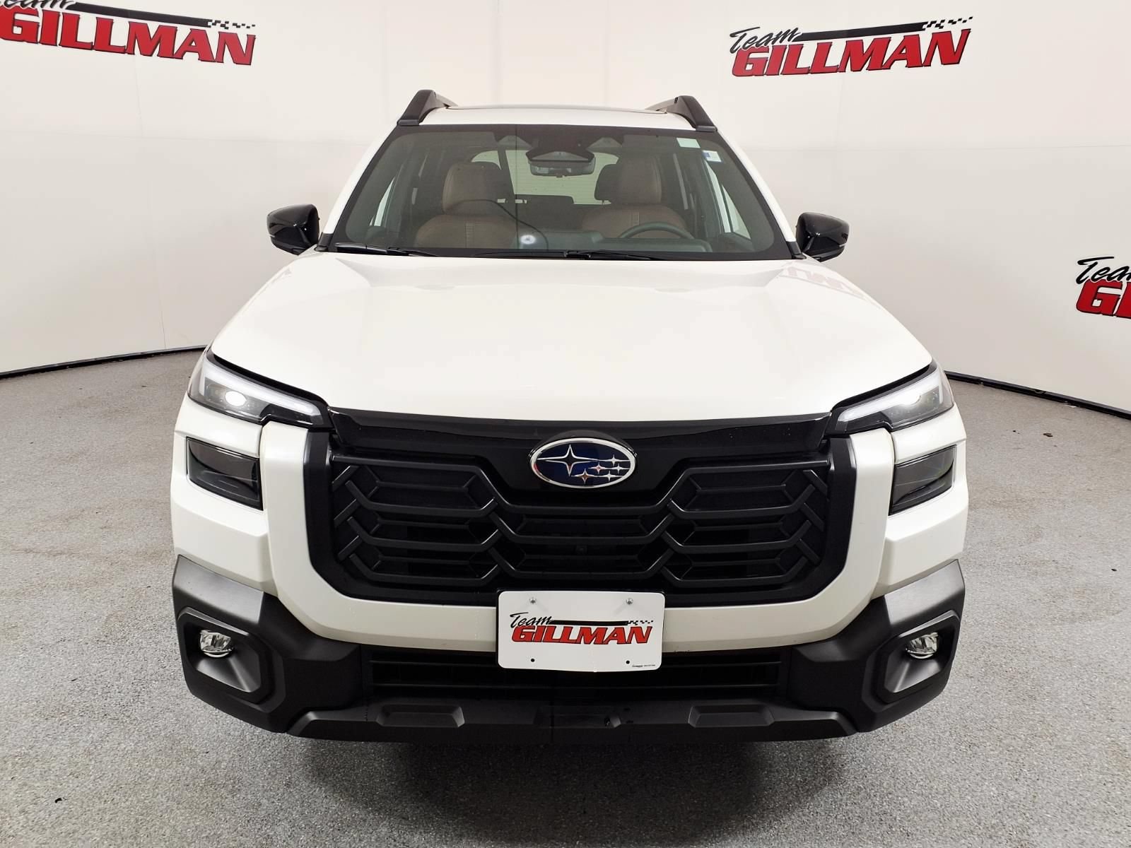 Used 2026 Subaru Outback Touring AWD/4WD image 2
