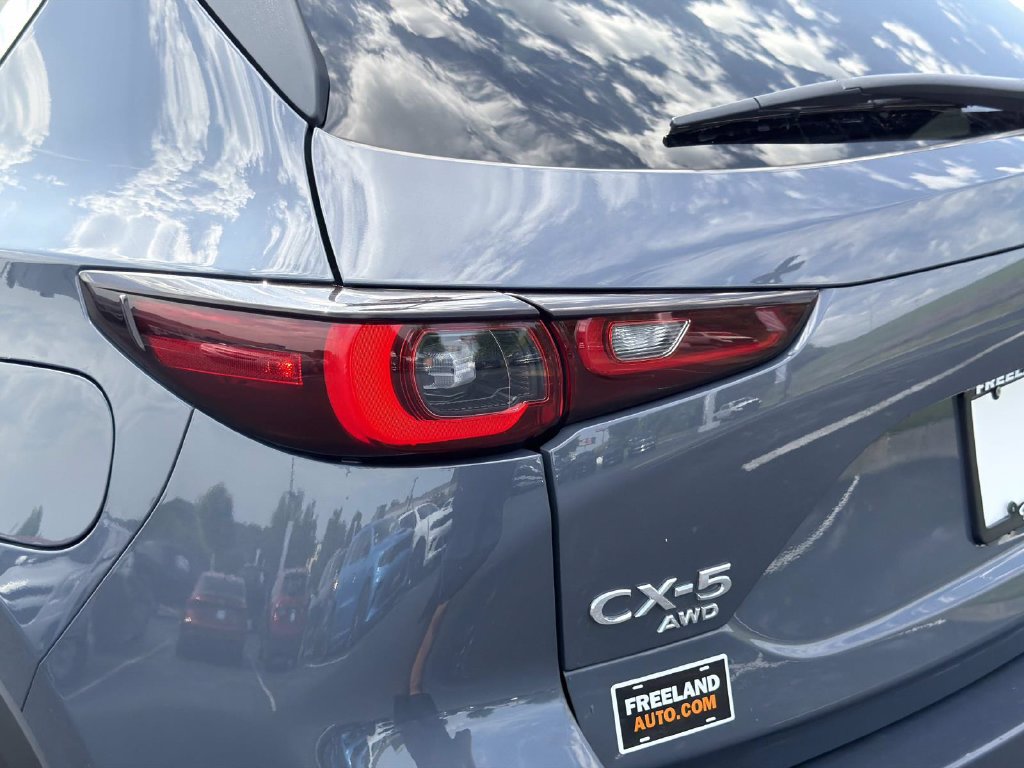 Used 2025 MAZDA CX-5 Carbon Edition AWD/4WD image 12