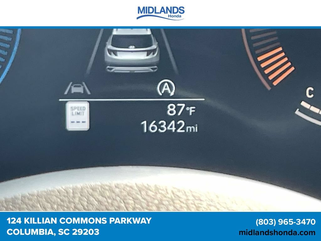 Used 2025 Hyundai Tucson SE FWD image 21