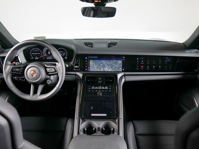New 2025 Porsche Panamera 4 image 12