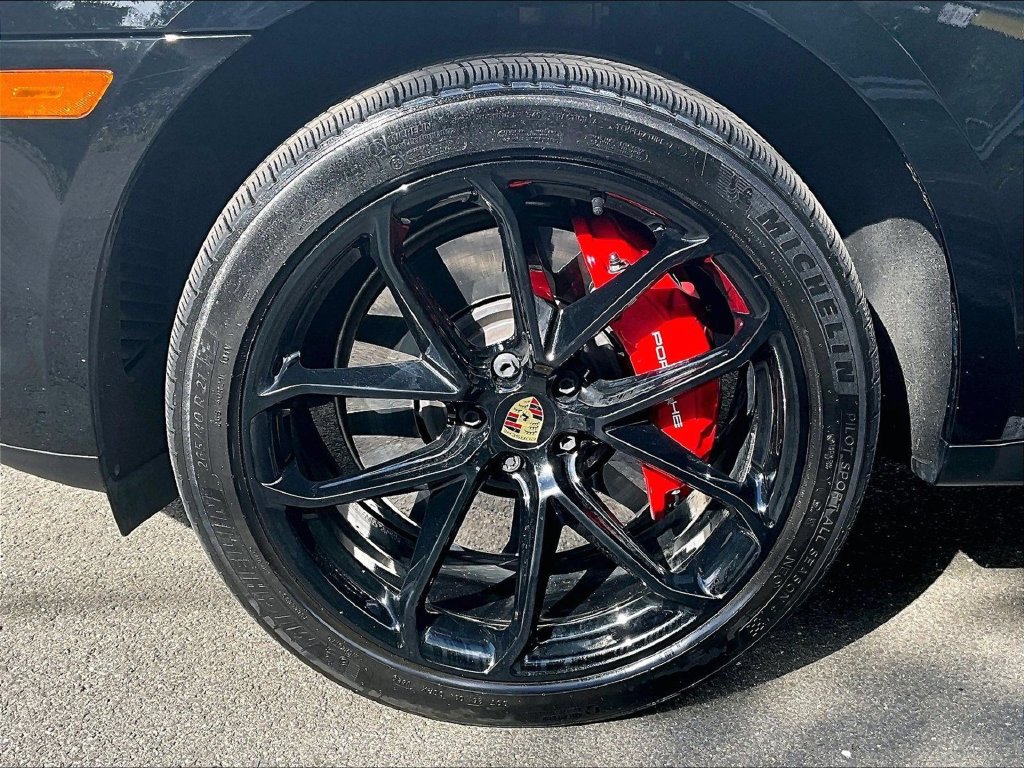 Certified 2023 Porsche Macan GTS AWD/4WD image 14