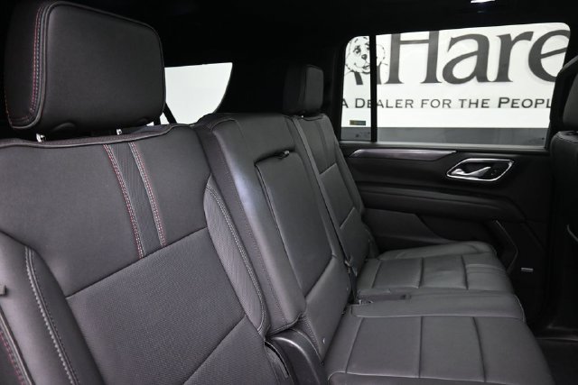 Used 2024 Chevrolet Suburban RST w/ Luxury Package AWD/4WD image 29