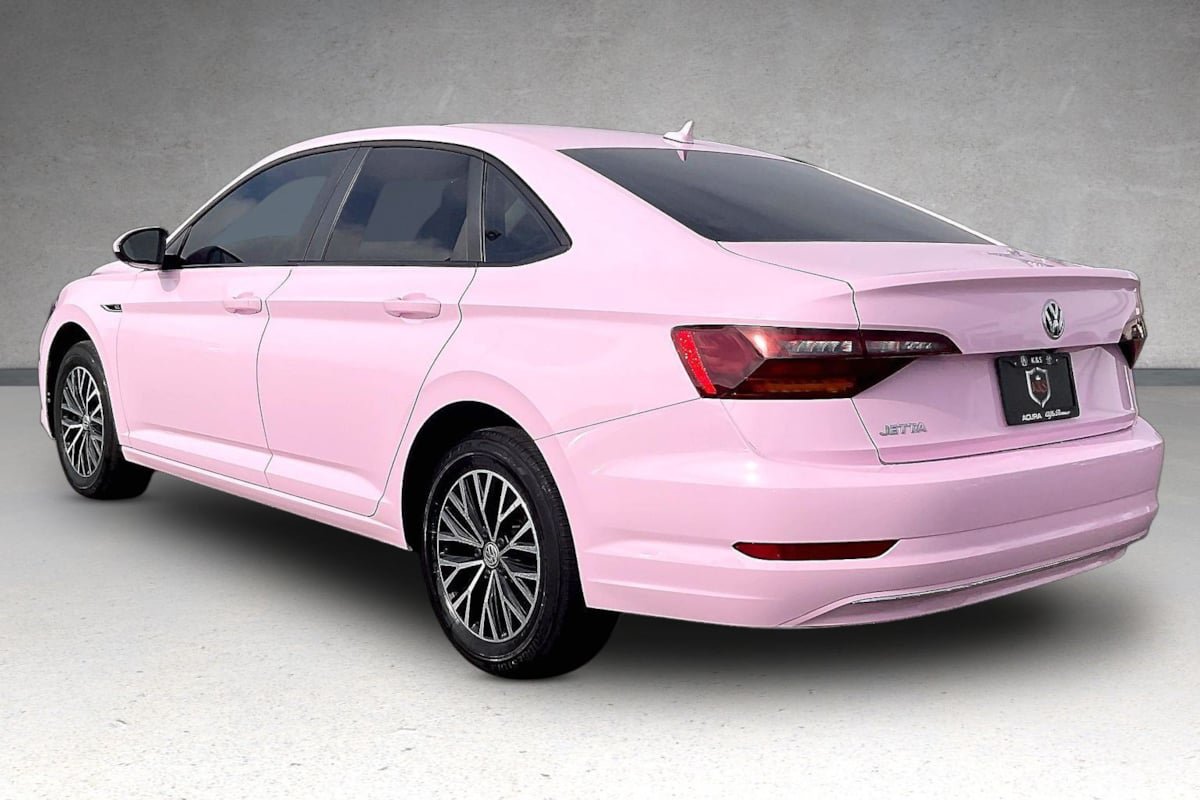 Used 2019 Volkswagen Jetta SEL w/ Cold Weather Package FWD image 3