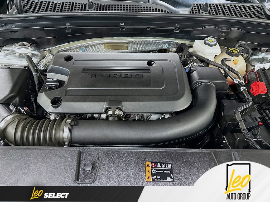 Used 2023 Buick Envision Essence w/ Technology Package I AWD/4WD image 34
