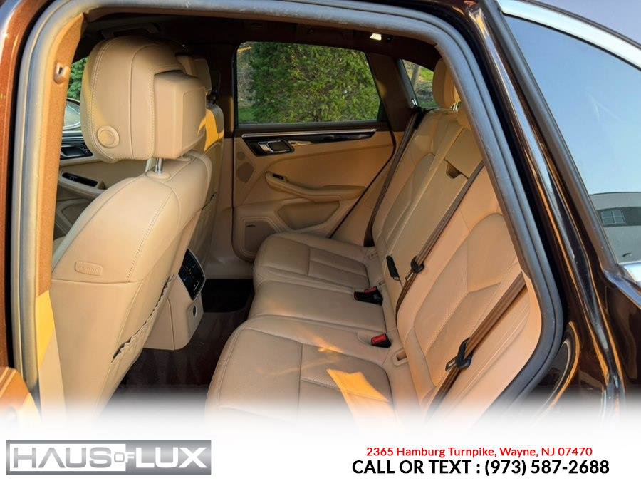 Used 2017 Porsche Macan S AWD/4WD image 11