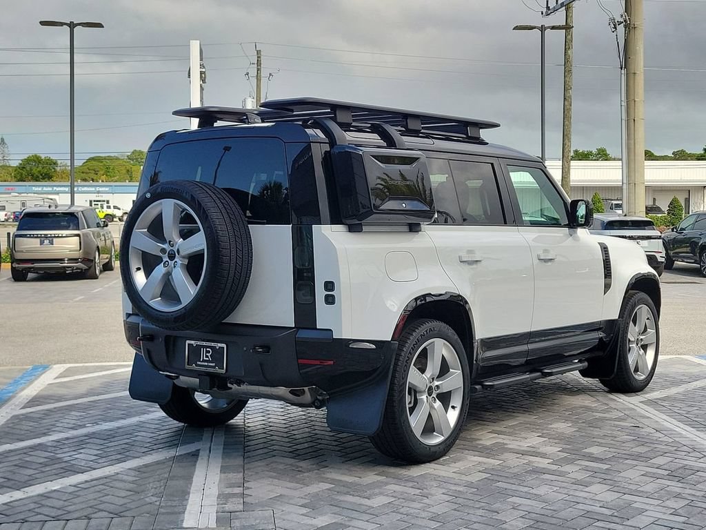 New 2026 Land Rover Defender 110 X-Dynamic SE AWD/4WD image 5