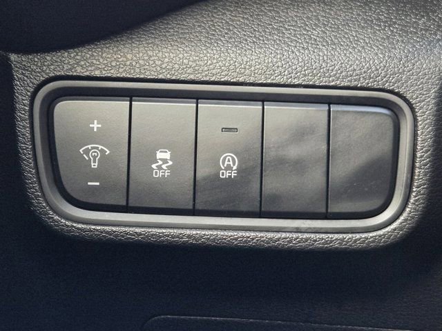 Certified 2025 Kia Soul S image 22