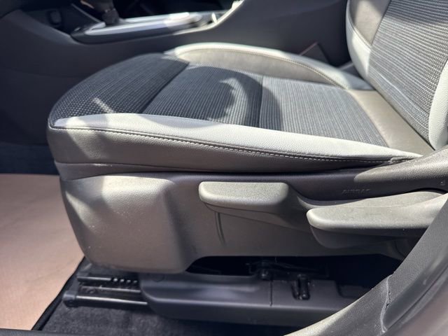 Used 2024 Buick Envista Preferred w/ Convenience II Package FWD image 11