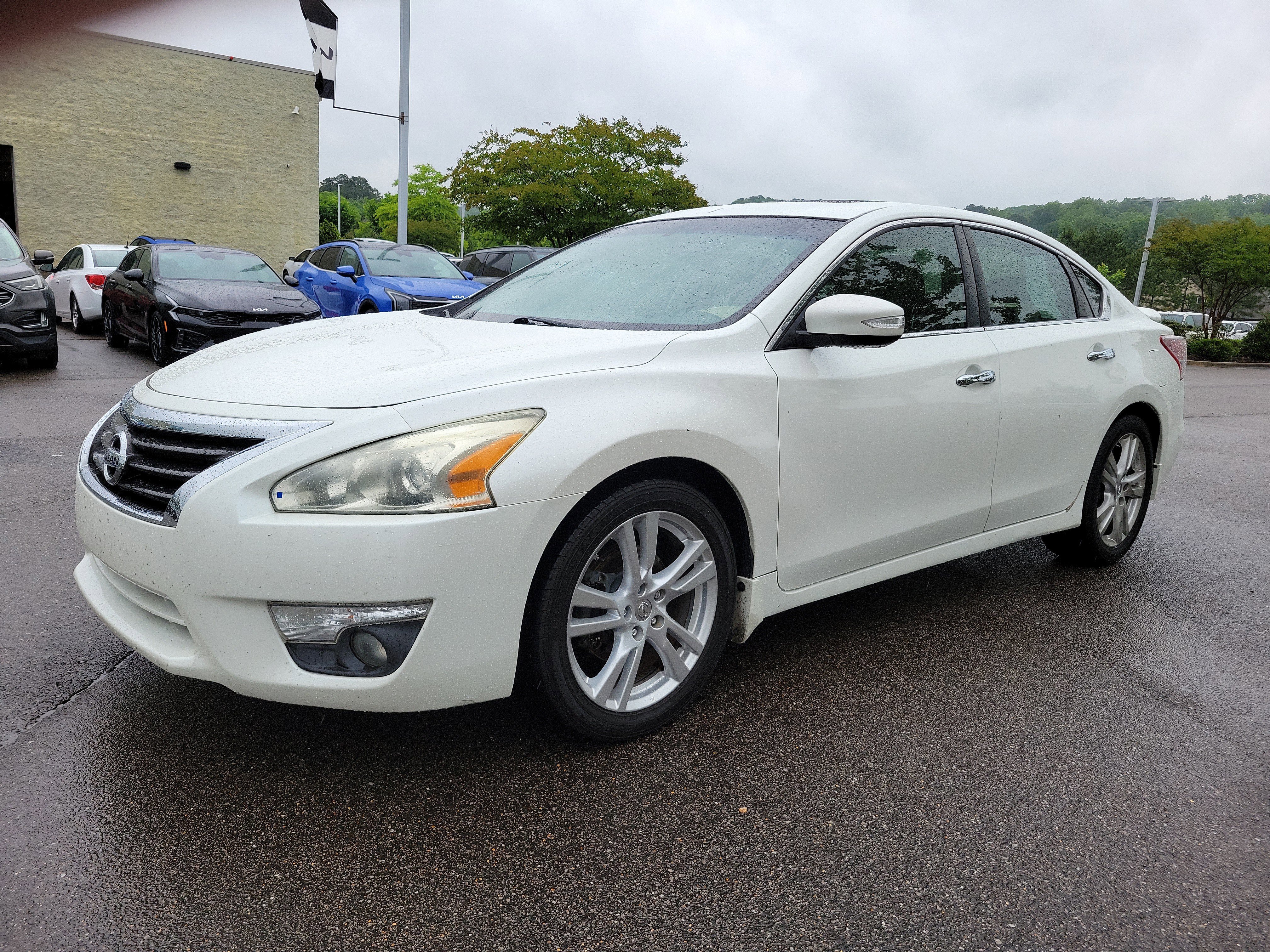 Used 2013 Nissan Altima 3.5 SL FWD image 20