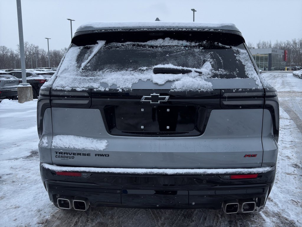 Used 2024 Chevrolet Traverse RS w/ LPO, Floor Liner Package image 7