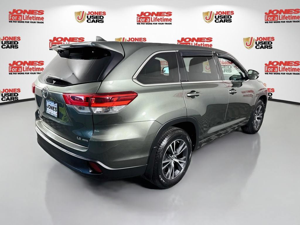 Certified 2018 Toyota Highlander Plus AWD/4WD image 14