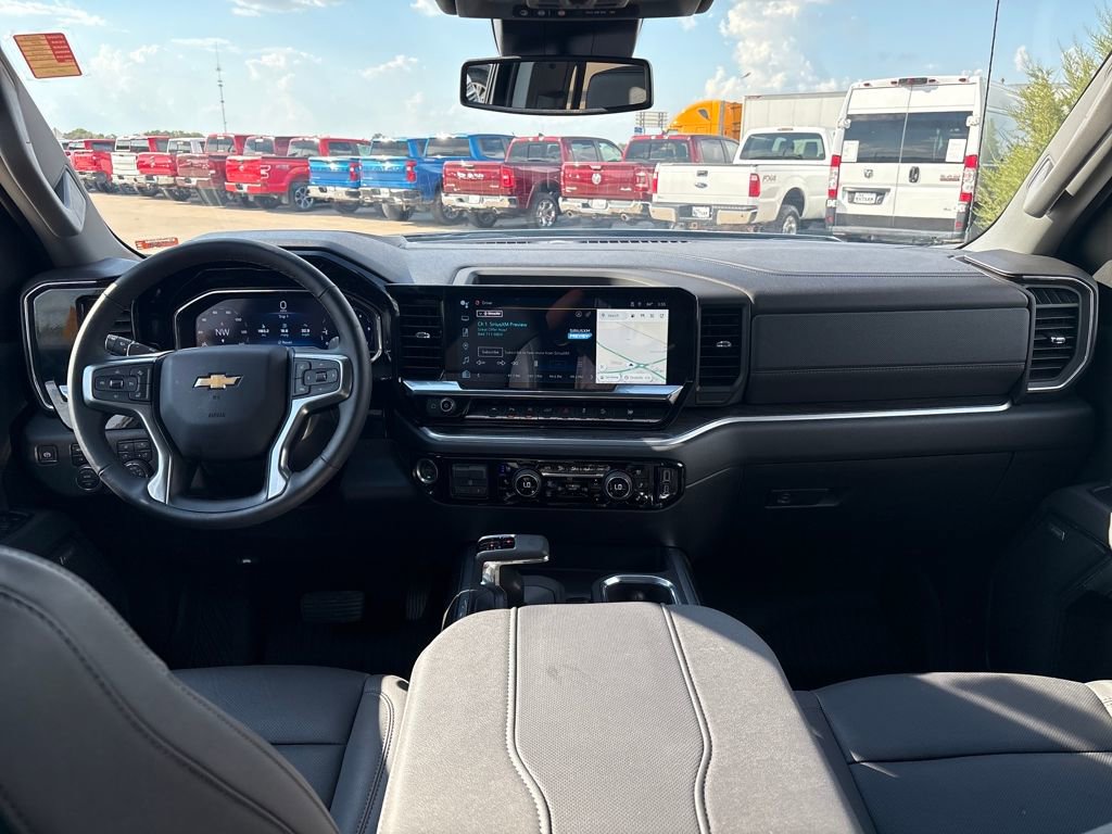 Used 2025 Chevrolet Silverado 1500 LTZ w/ LTZ Premium Package image 16