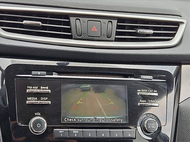 Used 2015 Nissan Rogue SV FWD image 13